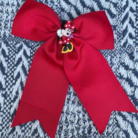 🎀 Handmade Minnie Mouse Barrette - Picture 1 of 3
